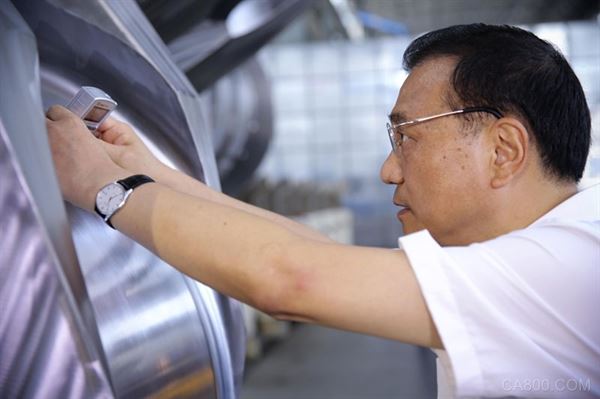 李克強：推進裝備制造業標準化